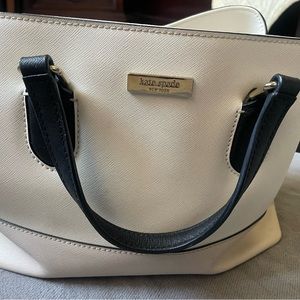 Kate Spade purse, good used condition. White and tan